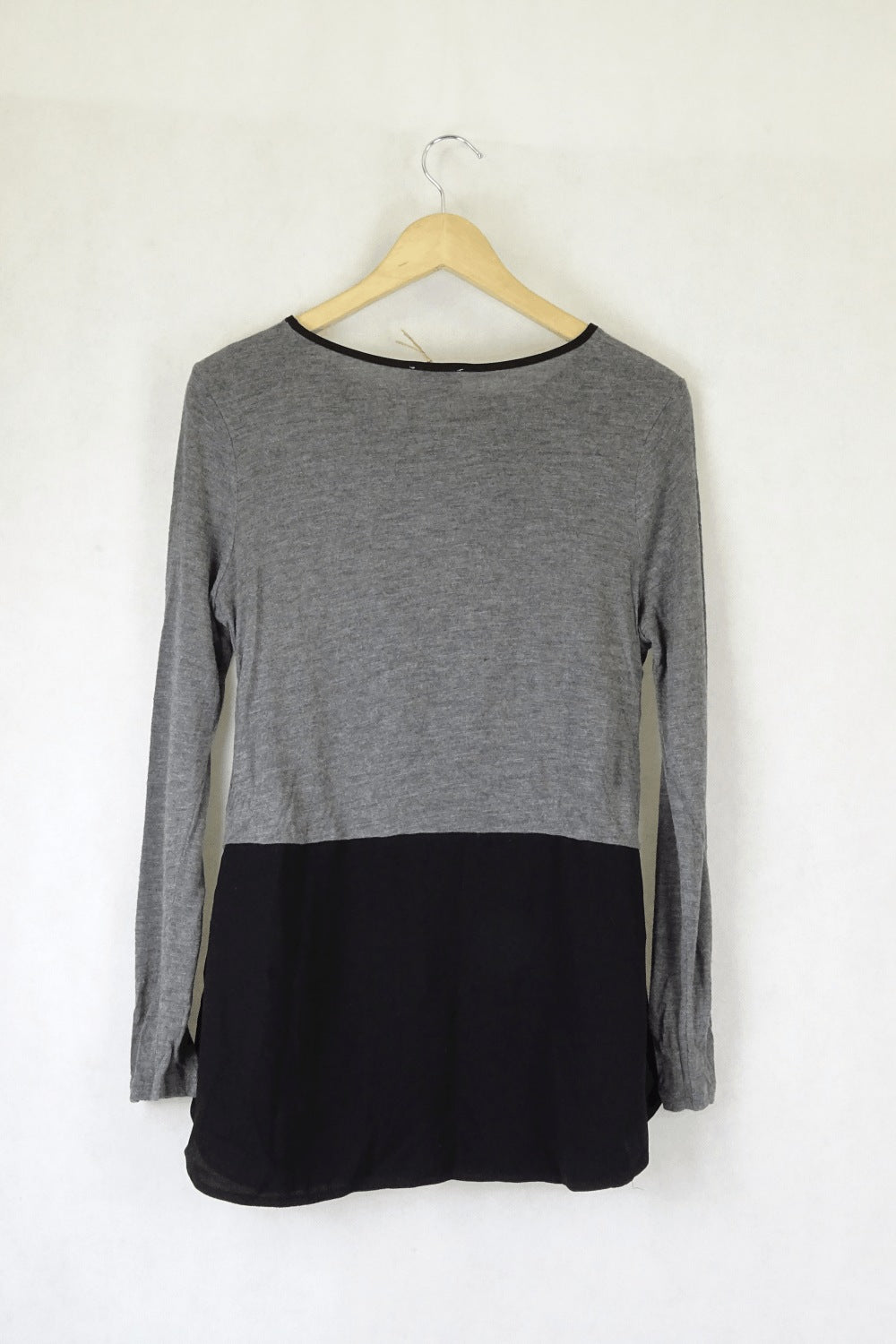 Witchery Black And Grey Top XS