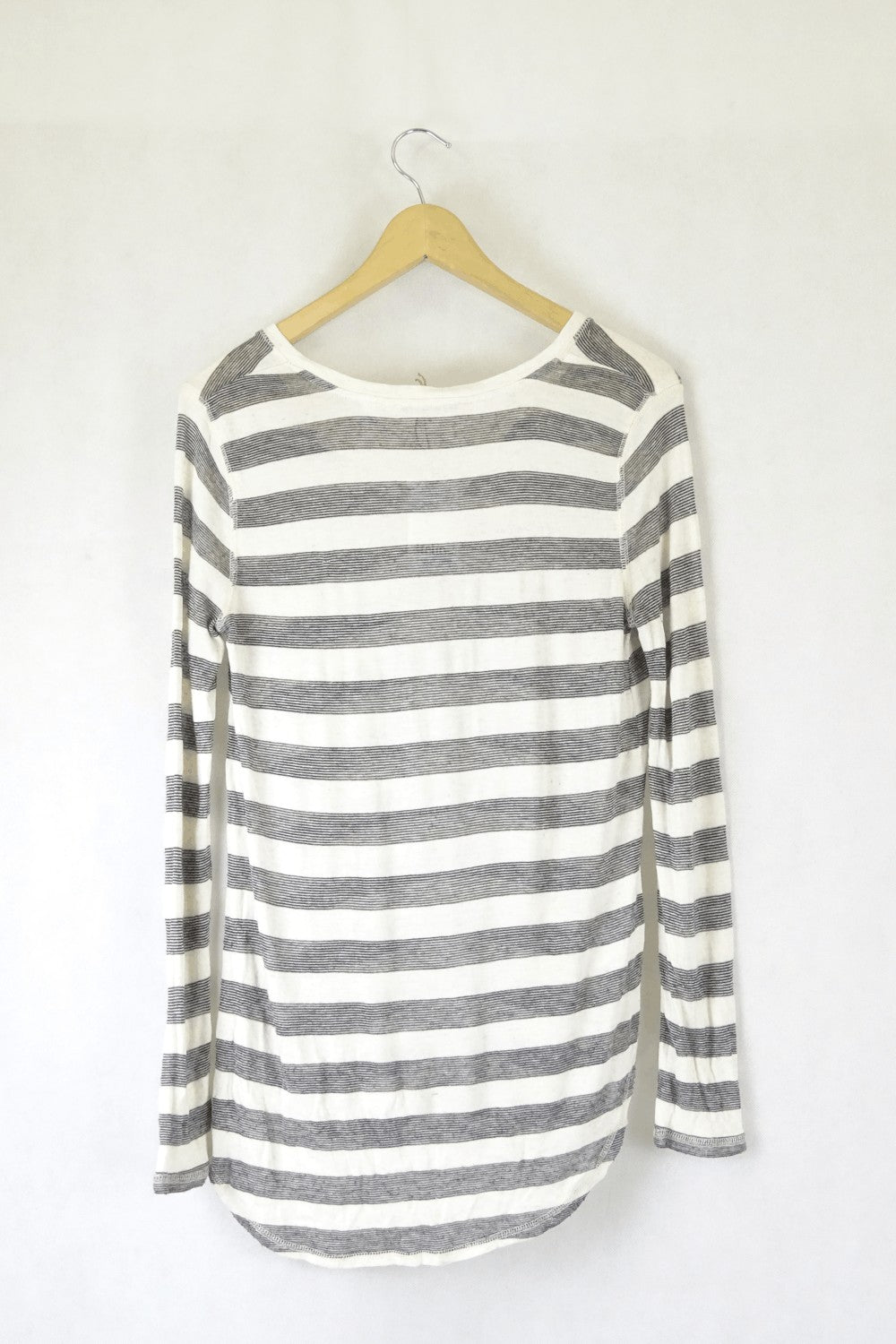 Country Road Black And White Stripe Long Sleeve Top XS