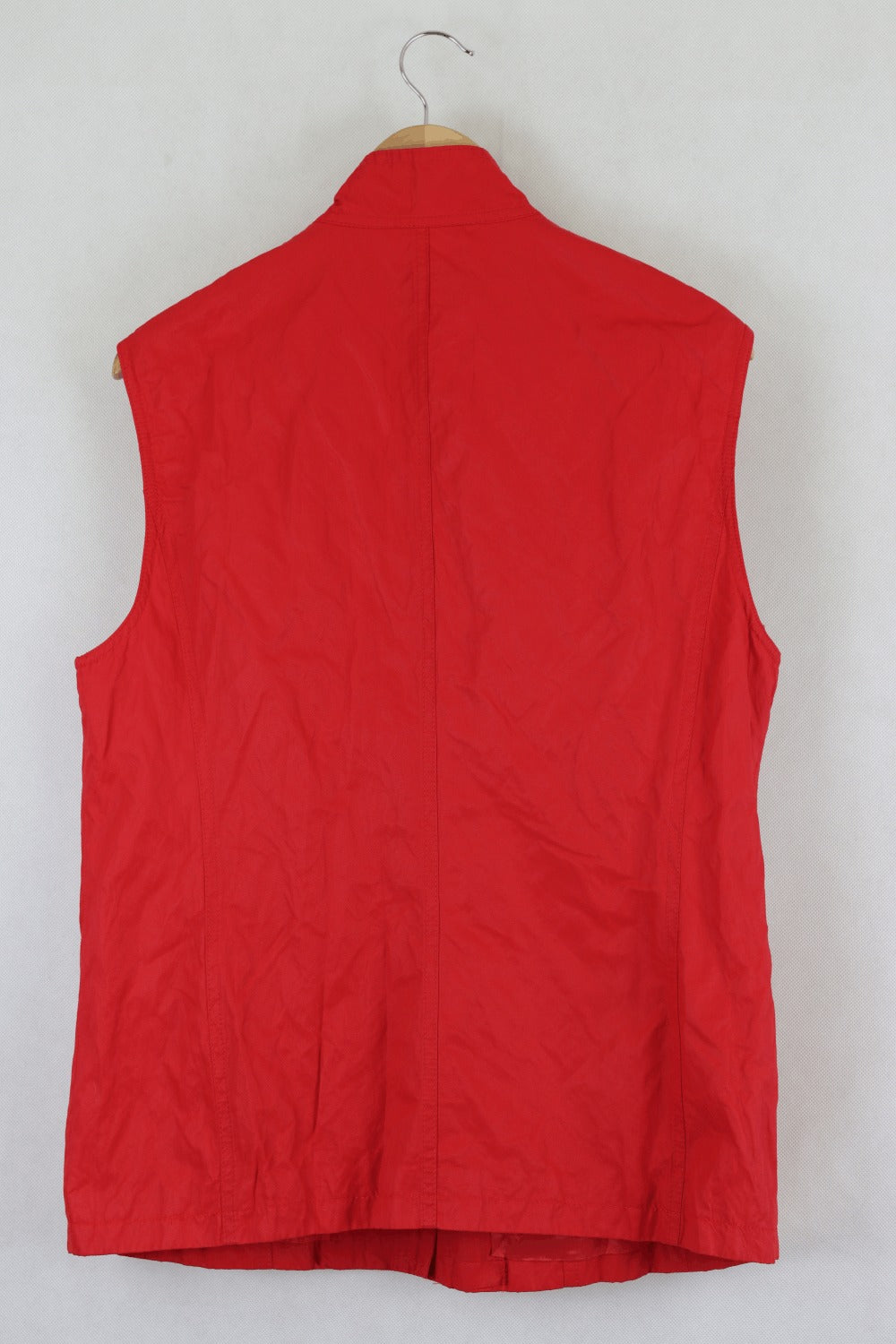 Basler Red Vest S