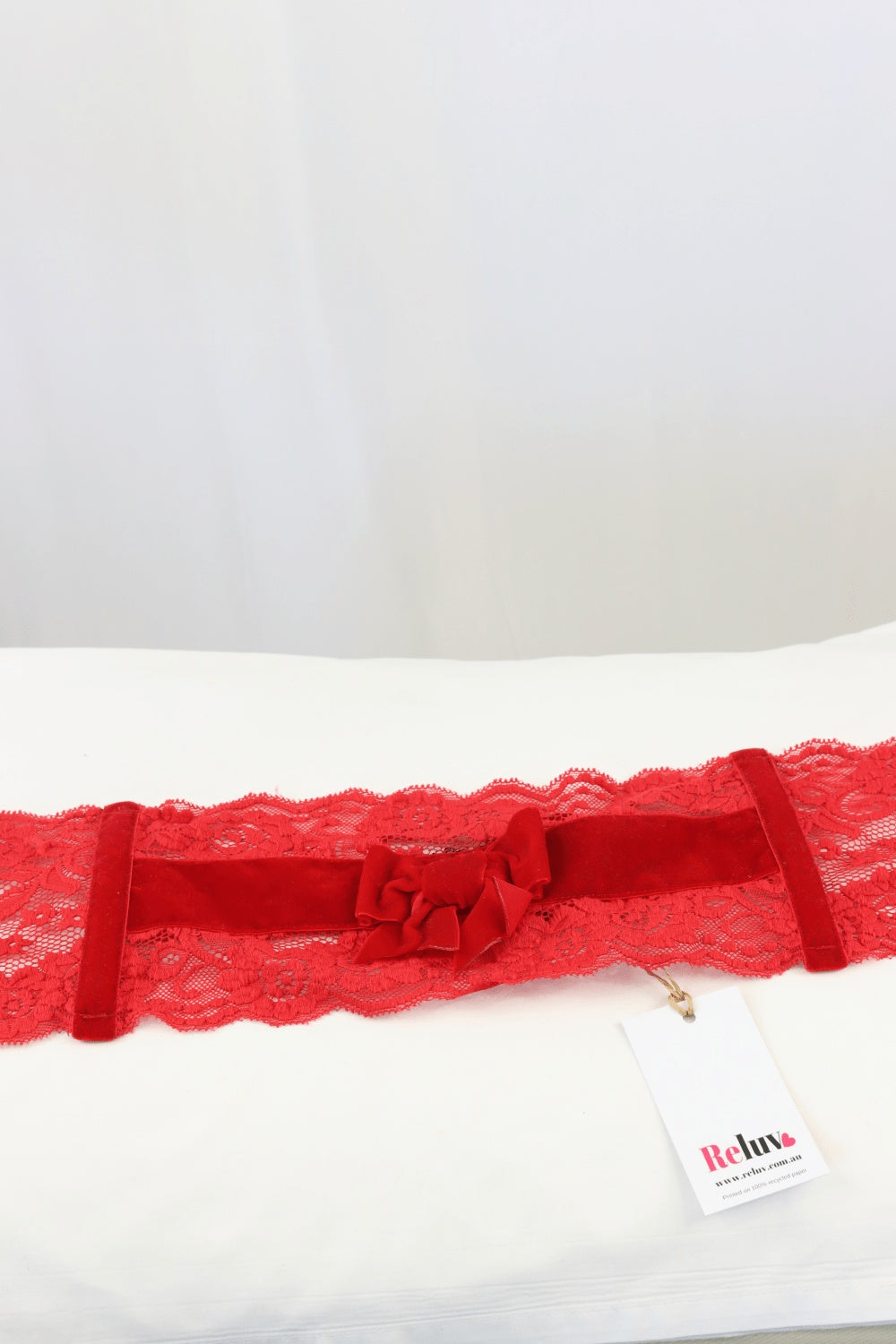 Kitten D&#39;Amour Red Lace Belt M