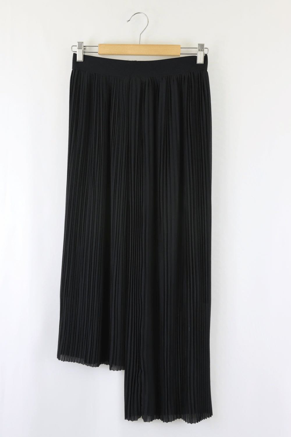 H&M Black Quilted Skirt 8