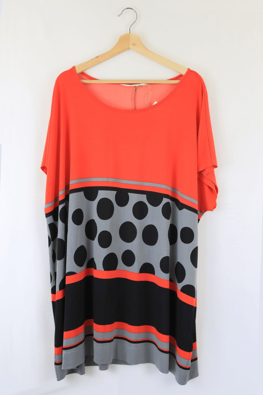 Virtuelle Red And Black Top L