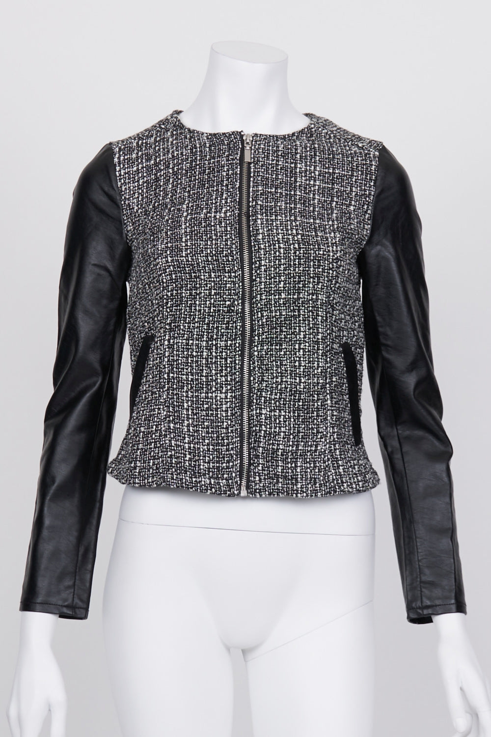 H&amp;M Black And White Patterned Jacket 4