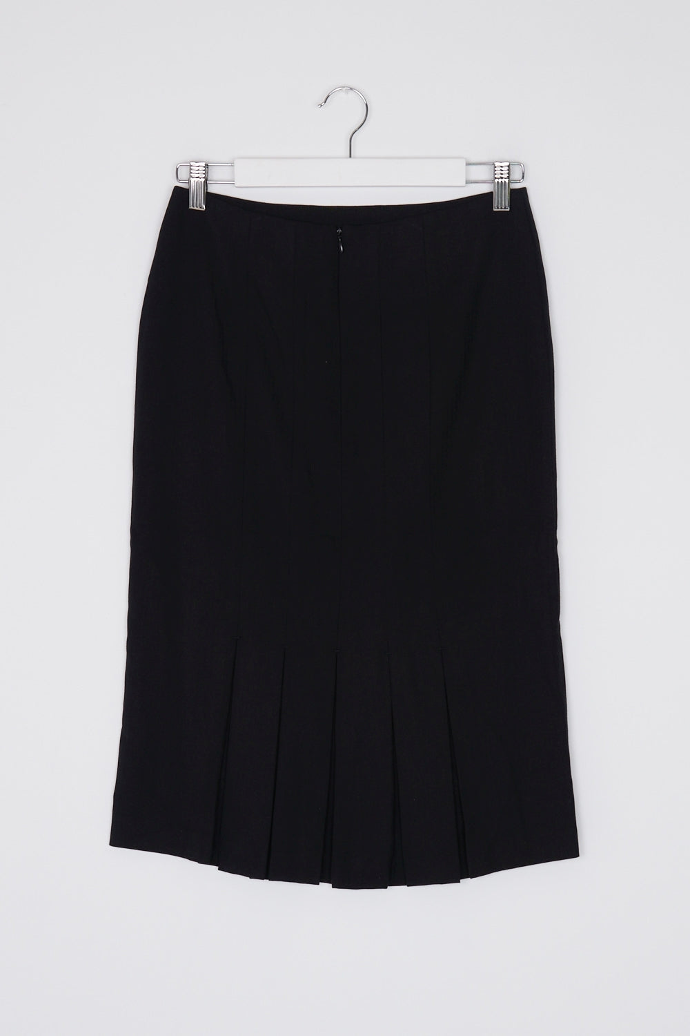 Cue In The City Black Pleated Hem Skirt 6 Reluv Clothing Australia